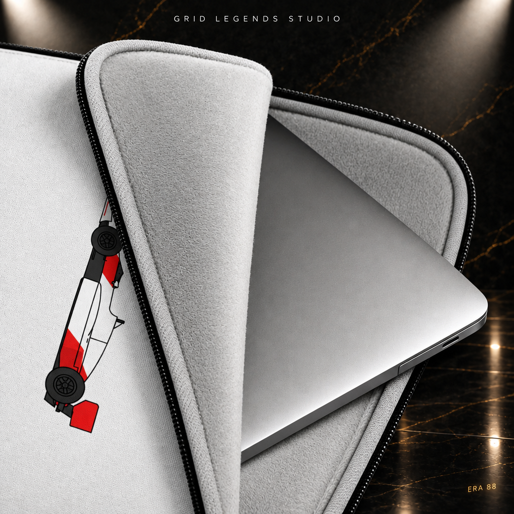 Laptop Sleeve zoom cropped Studio GLS